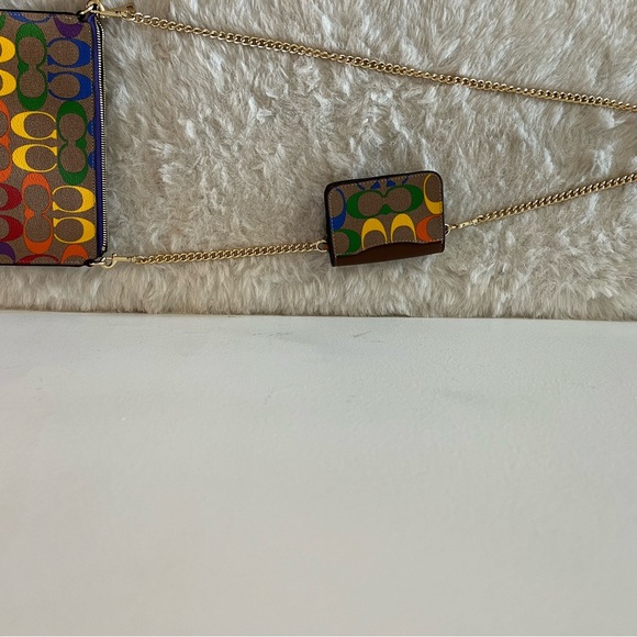 Rainbow signature COACH crossbody with gold chain link strap. Carried once! - Picture 6 of 10